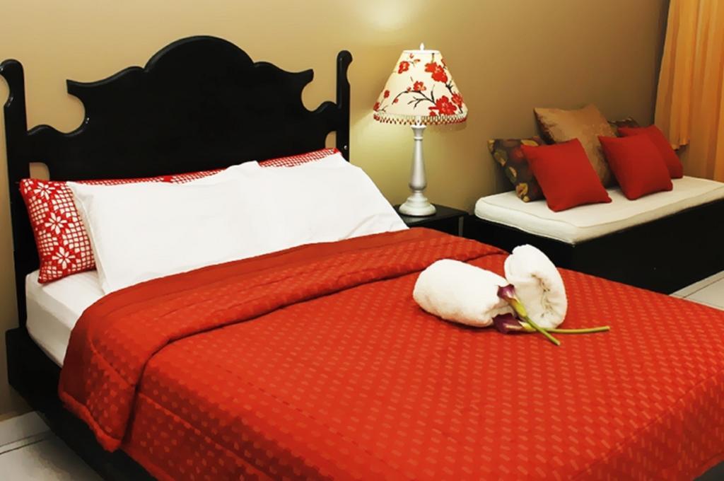 Uw Oasis Hotel ลาเซย์บา ภายนอก รูปภาพ