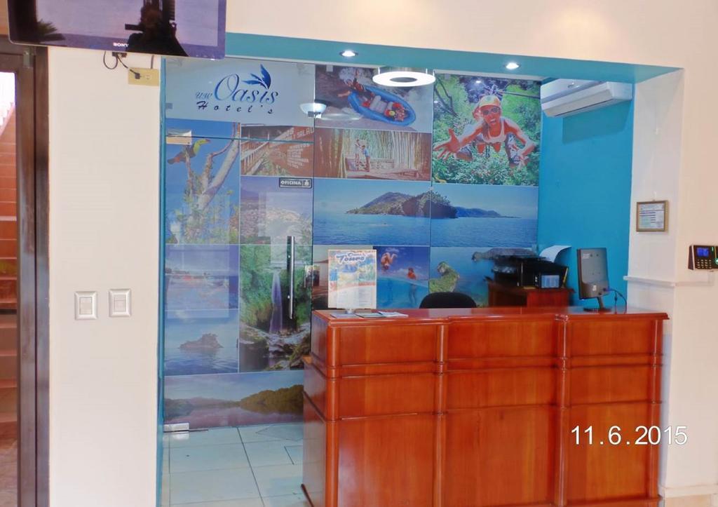 Uw Oasis Hotel ลาเซย์บา ภายนอก รูปภาพ